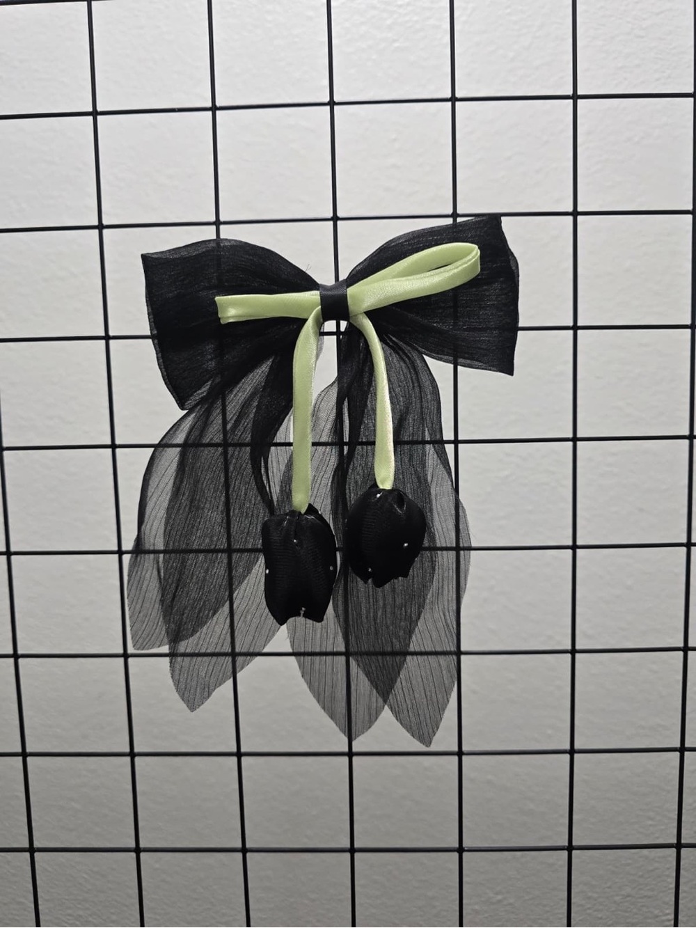 Tulip Coquette Bow